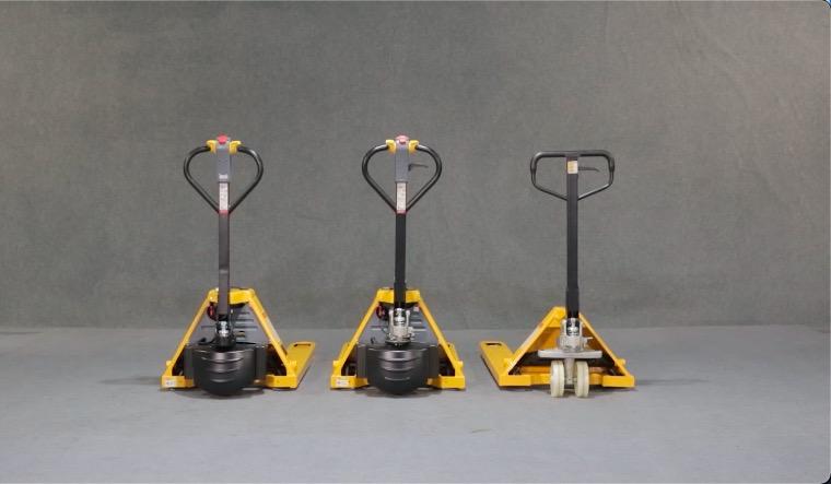 STAXX electric lithium-Ion pallet jack with lithium-Ion batteries